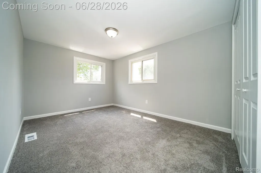 15646 Selwyn Street Southgate City MI 48195