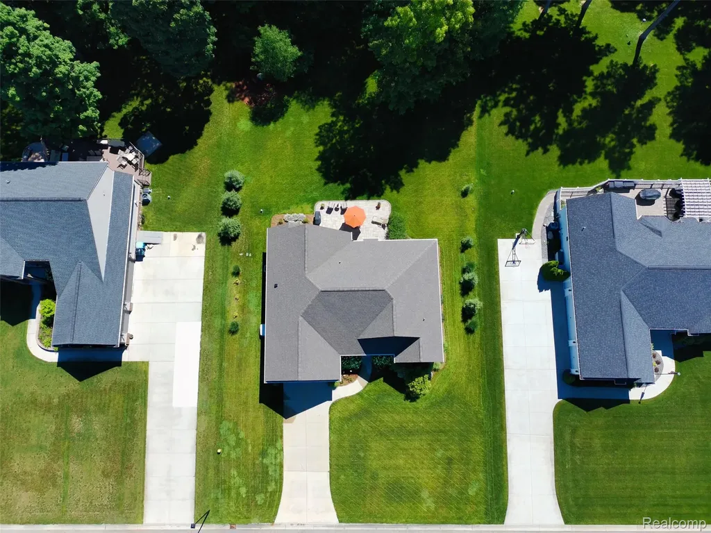 12423 Sugar Maple Drive Fenton Charter Township MI 48430