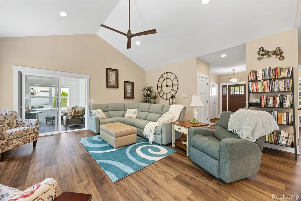 12423 Sugar Maple Drive Fenton Charter Township MI 48430