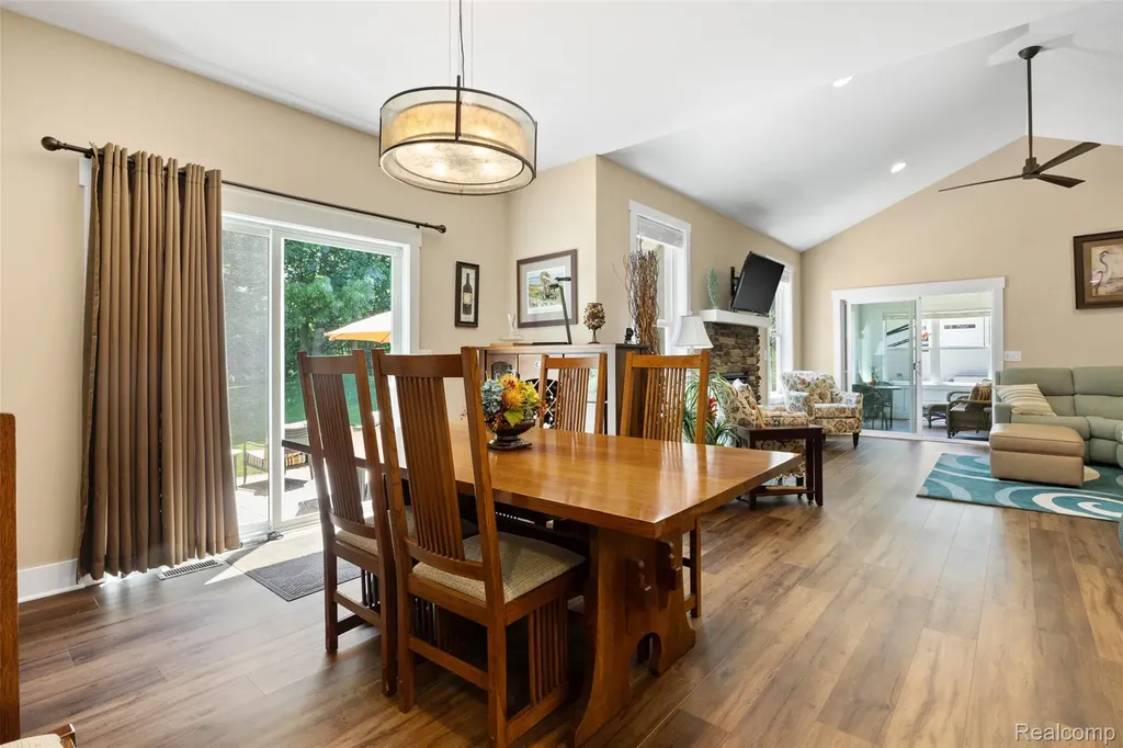 12423 Sugar Maple Drive Fenton Charter Township MI 48430