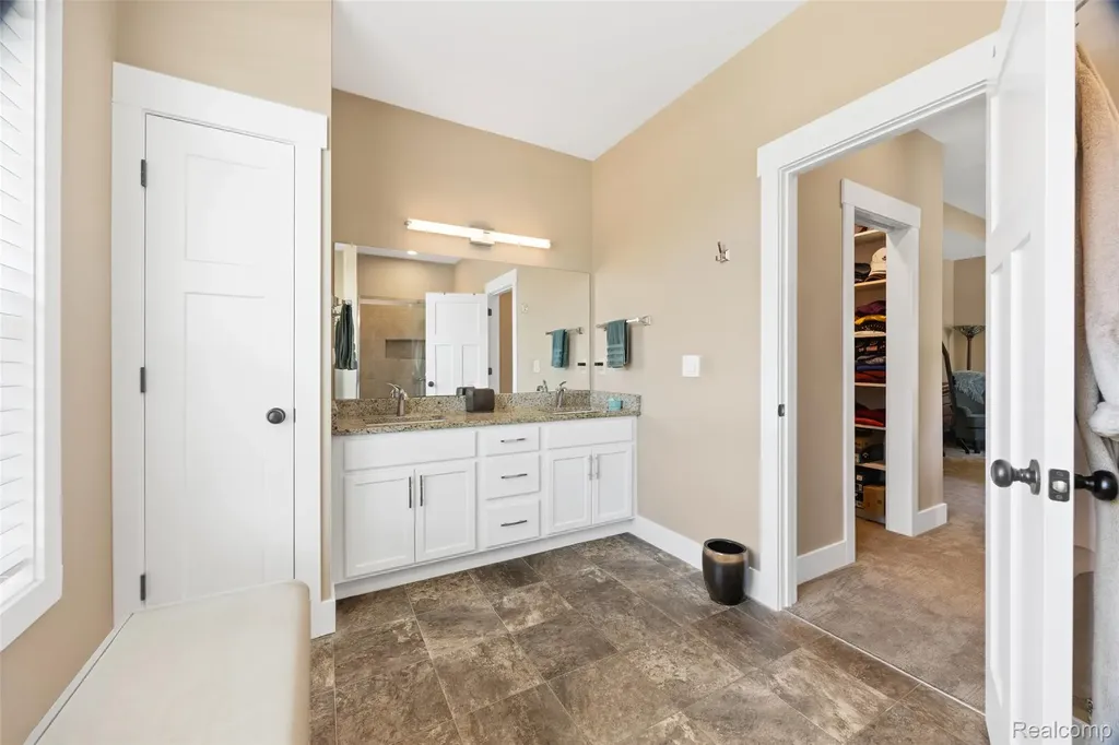 12423 Sugar Maple Drive Fenton Charter Township MI 48430