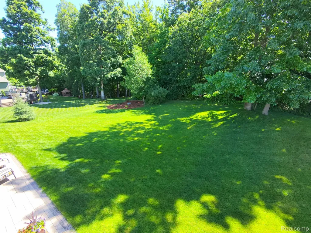 12423 Sugar Maple Drive Fenton Charter Township MI 48430