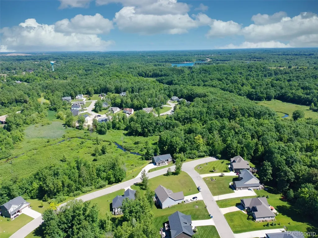 12423 Sugar Maple Drive Fenton Charter Township MI 48430