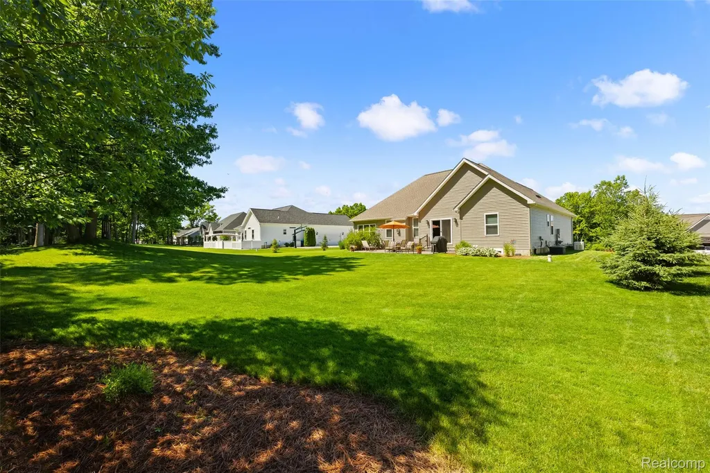 12423 Sugar Maple Drive Fenton Charter Township MI 48430