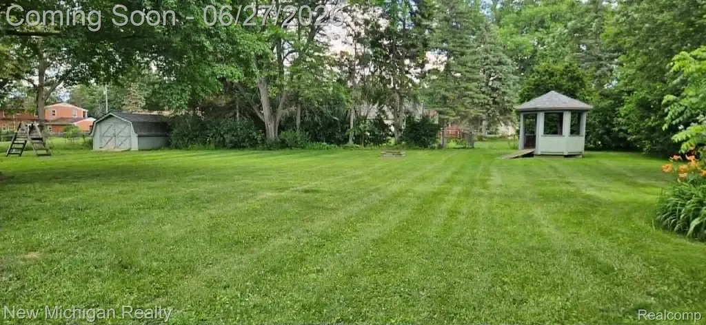 1105 Woodnoll Drive Mundy Township MI 48507