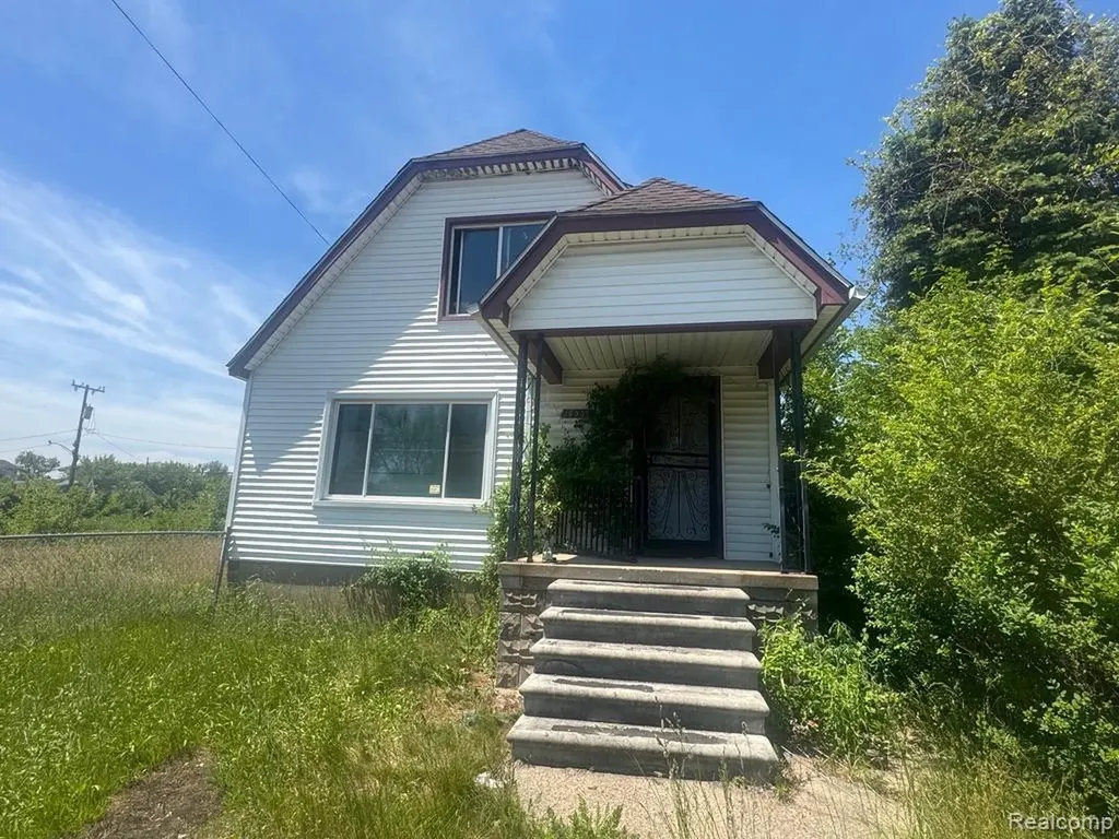 16531 Tuller Street Detroit City MI 48221