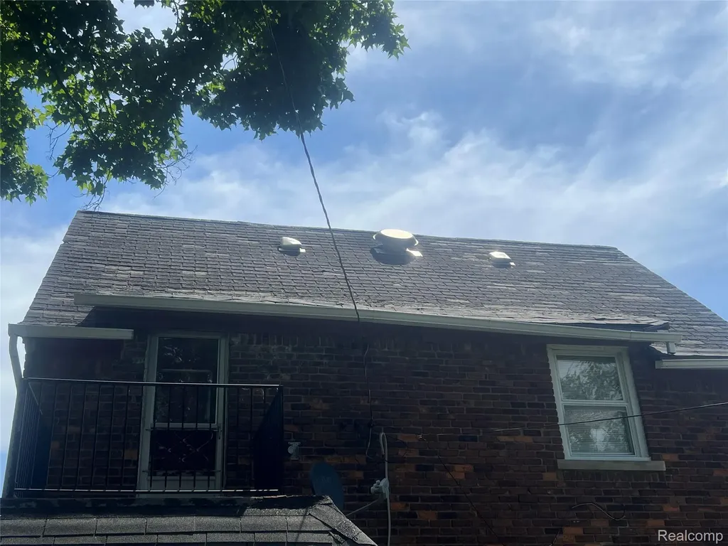 17311 Santa Rosa Drive Detroit City MI 48221