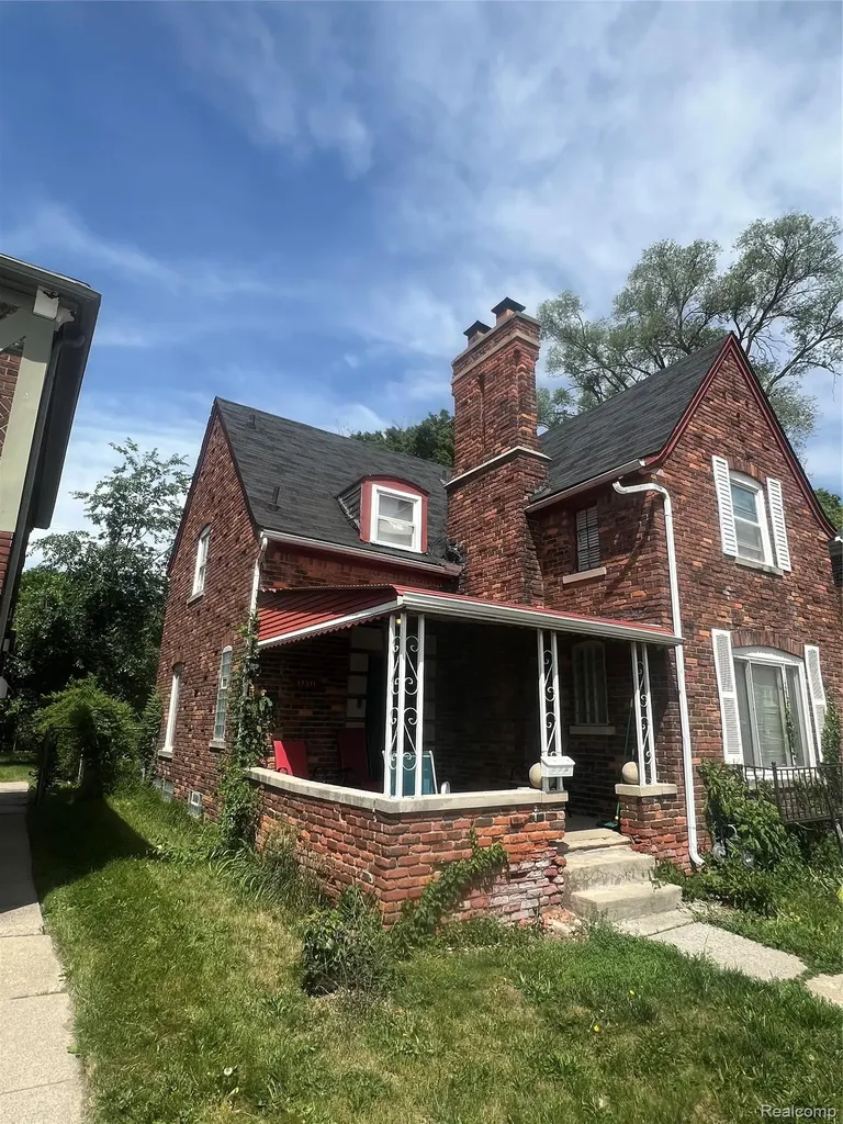 17311 Santa Rosa Drive Detroit City MI 48221