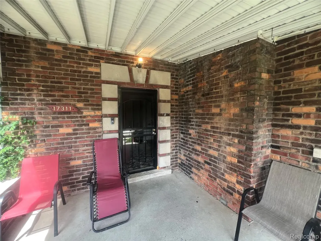17311 Santa Rosa Drive Detroit City MI 48221