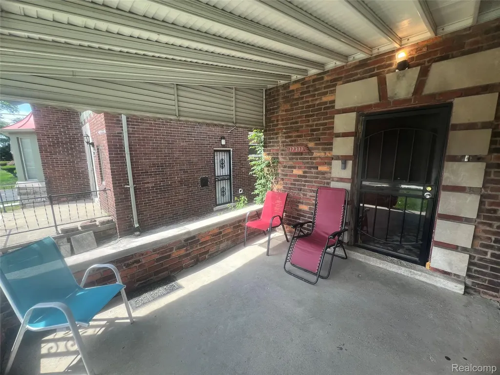 17311 Santa Rosa Drive Detroit City MI 48221