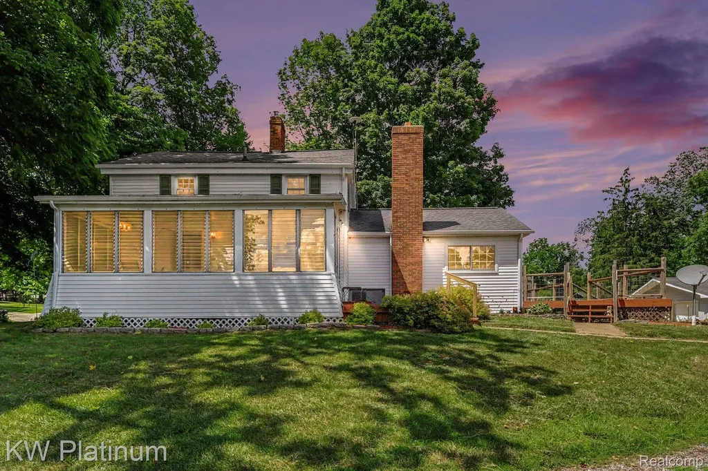 581 S Main Street Vermontville Village MI 49096
