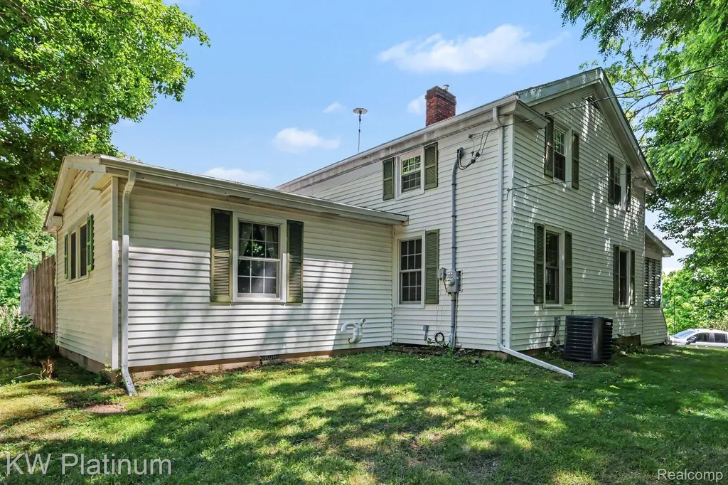 581 S Main Street Vermontville Village MI 49096
