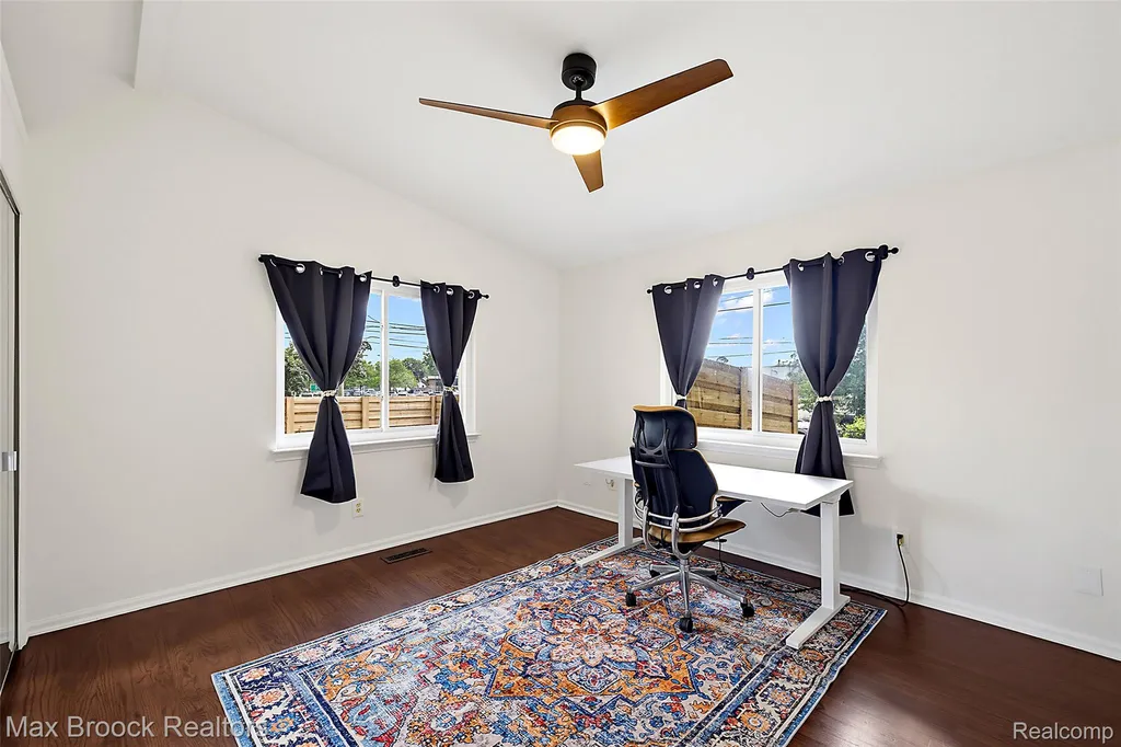 1411 W Farnum Avenue Royal Oak City MI 48067