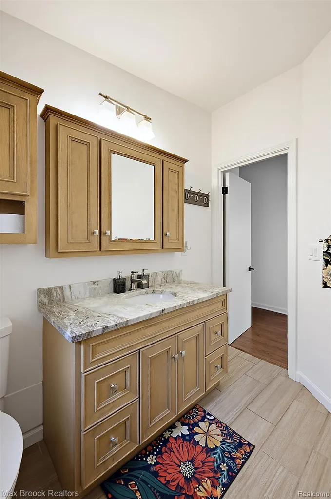 1411 W Farnum Avenue Royal Oak City MI 48067
