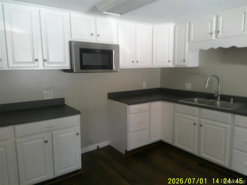 3490 Beveridge Road Flint Charter Township MI 48532