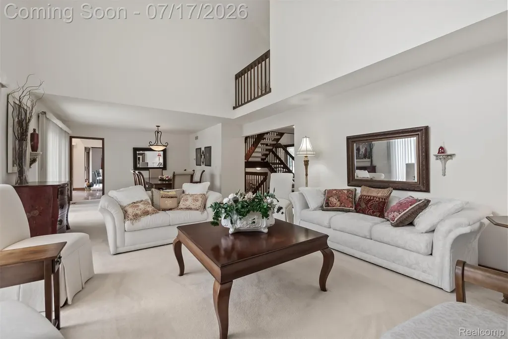 5863 Seville Circle Orchard Lake Village City MI 48324