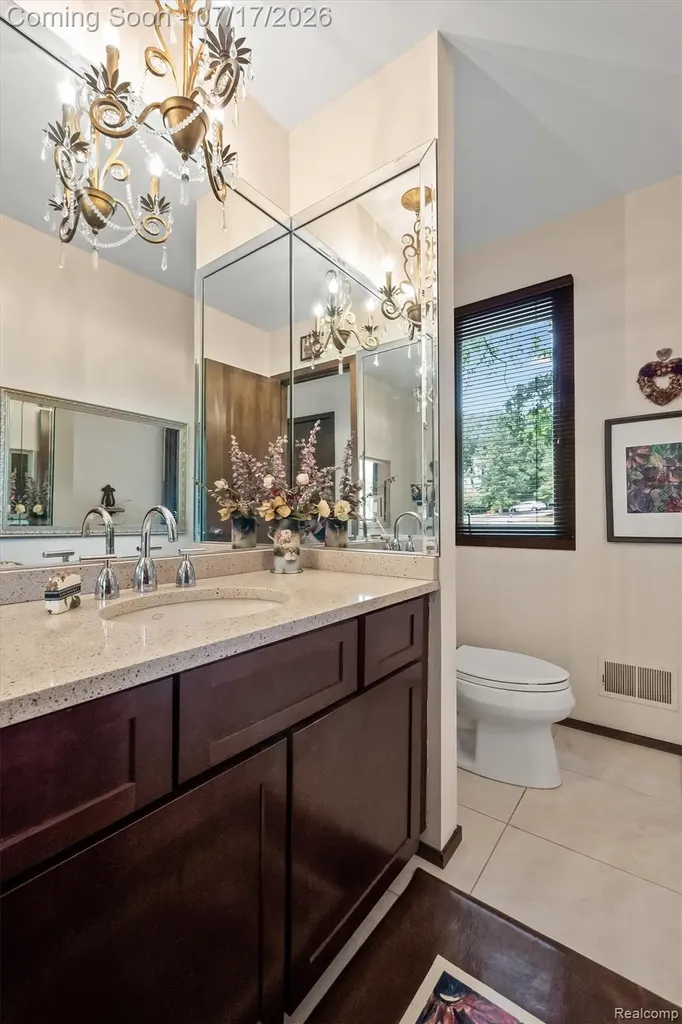 5863 Seville Circle Orchard Lake Village City MI 48324