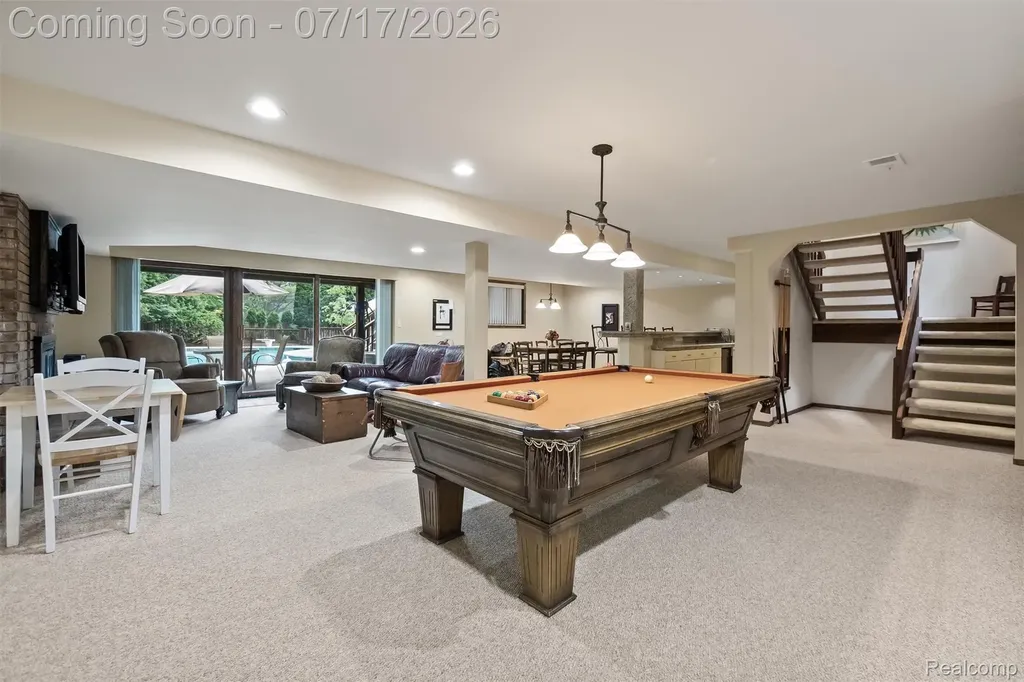 5863 Seville Circle Orchard Lake Village City MI 48324