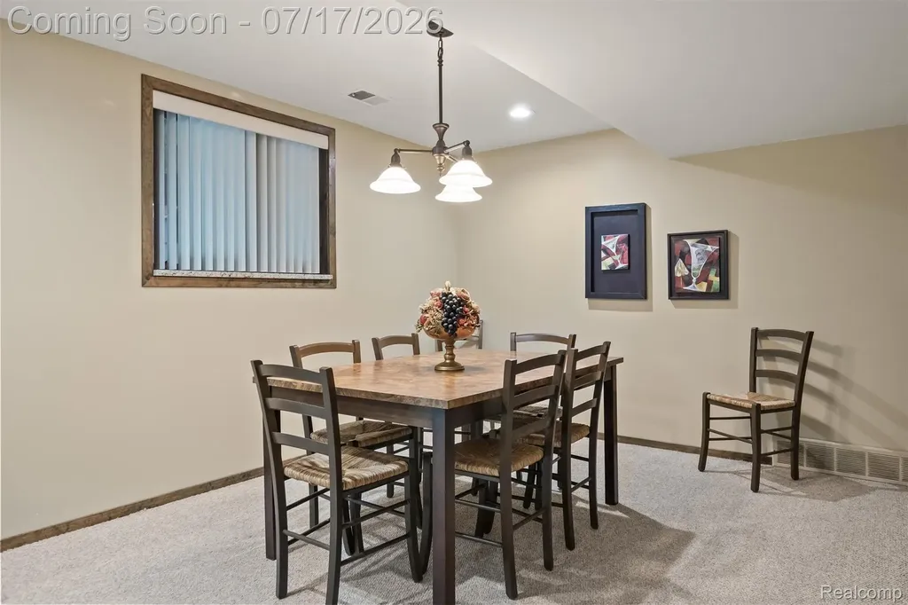 5863 Seville Circle Orchard Lake Village City MI 48324