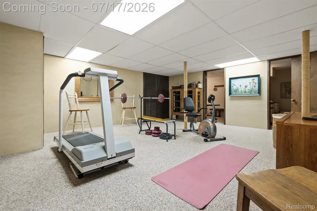 5863 Seville Circle Orchard Lake Village City MI 48324