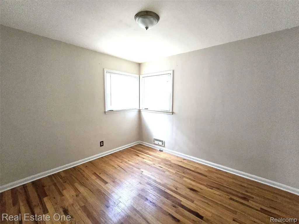 2601 Woodside Street Dearborn City MI 48124