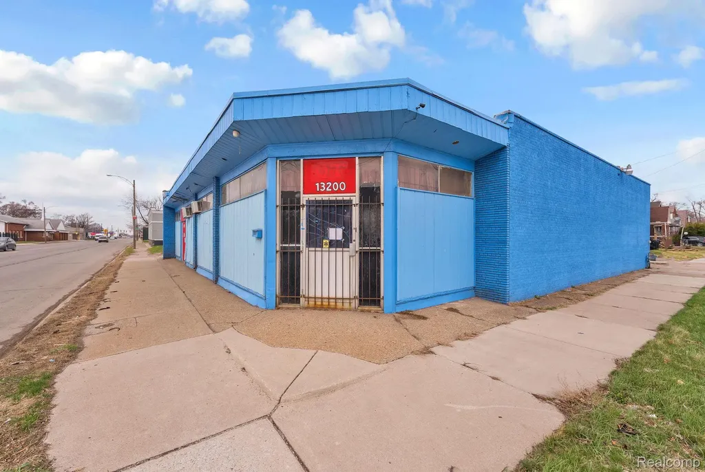 13200 Fenkell Street Detroit City MI 48227