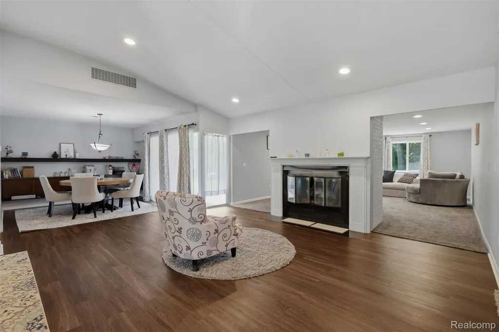30715 N Greenbriar Road Franklin Village MI 48025