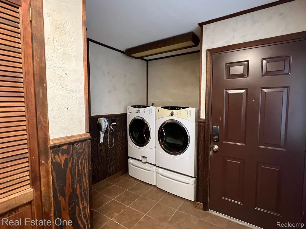 50590 Card Road Macomb Township MI 48044