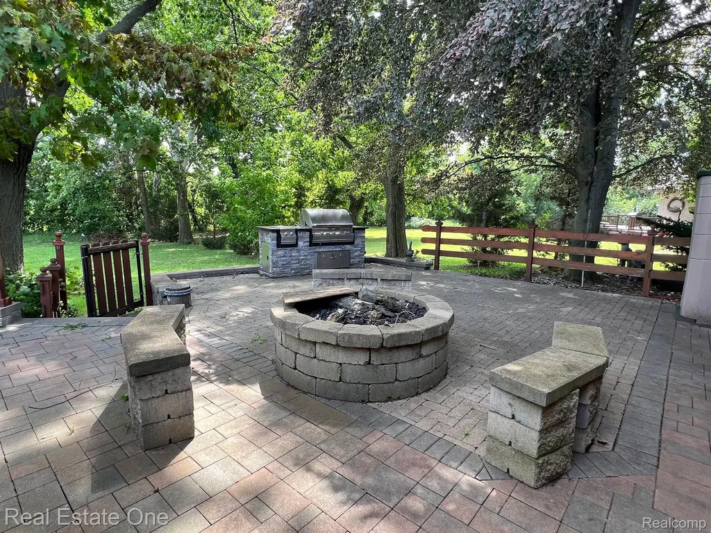 50590 Card Road Macomb Township MI 48044