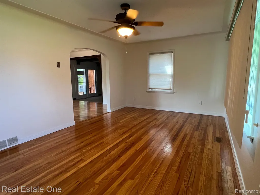 50590 Card Road Macomb Township MI 48044