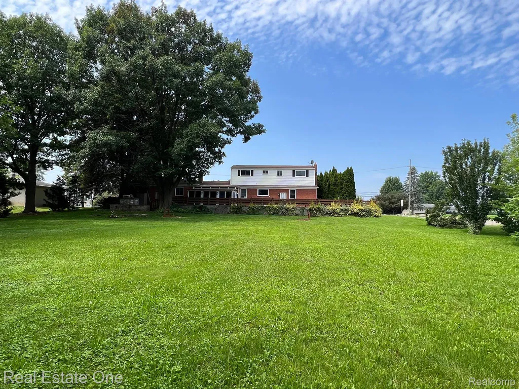50590 Card Road Macomb Township MI 48044