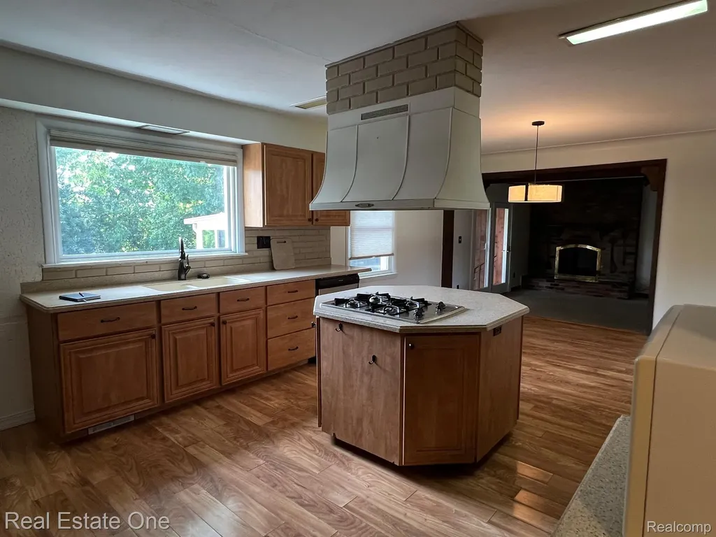 50590 Card Road Macomb Township MI 48044