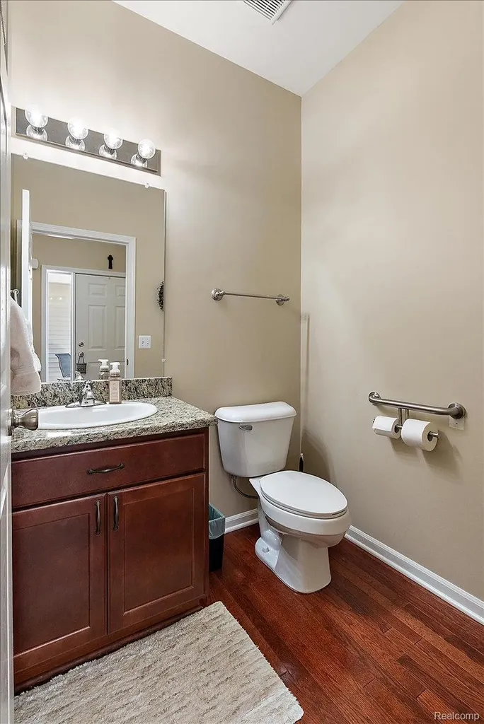 3349 Grove Lane Auburn Hills City MI 48326