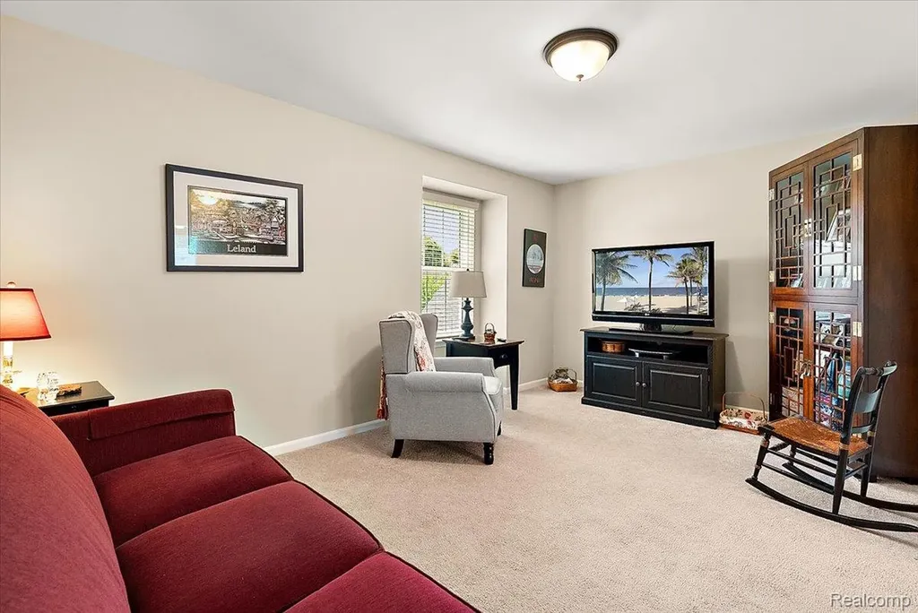 3349 Grove Lane Auburn Hills City MI 48326