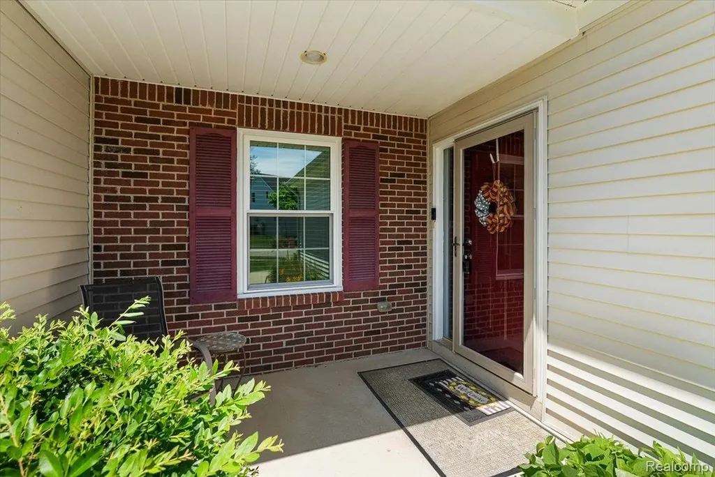 3349 Grove Lane Auburn Hills City MI 48326