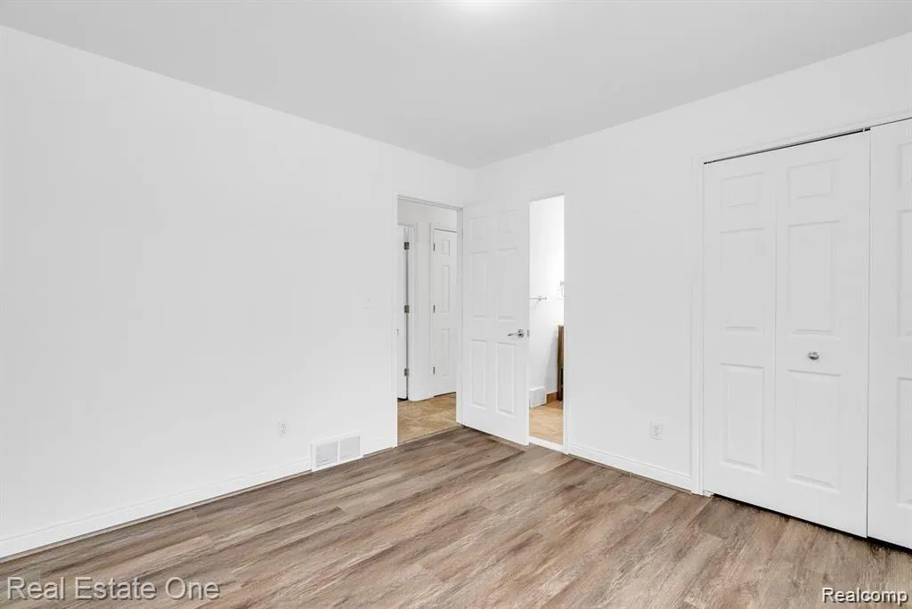 50500 Card Road Macomb Township MI 48044