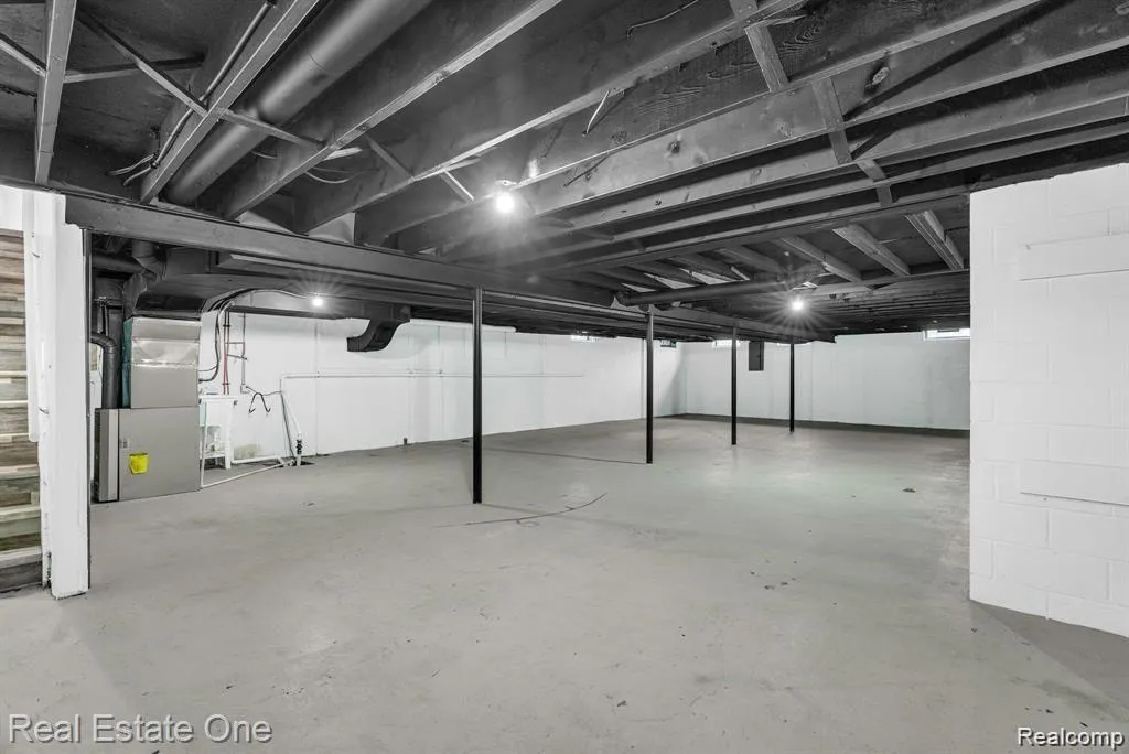 50500 Card Road Macomb Township MI 48044