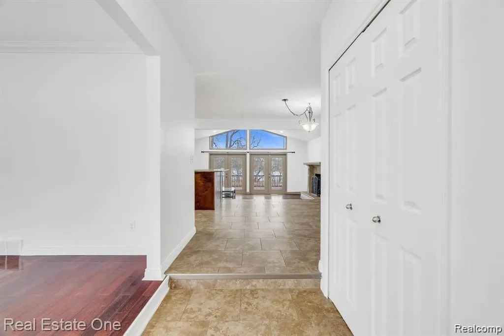 50500 Card Road Macomb Township MI 48044