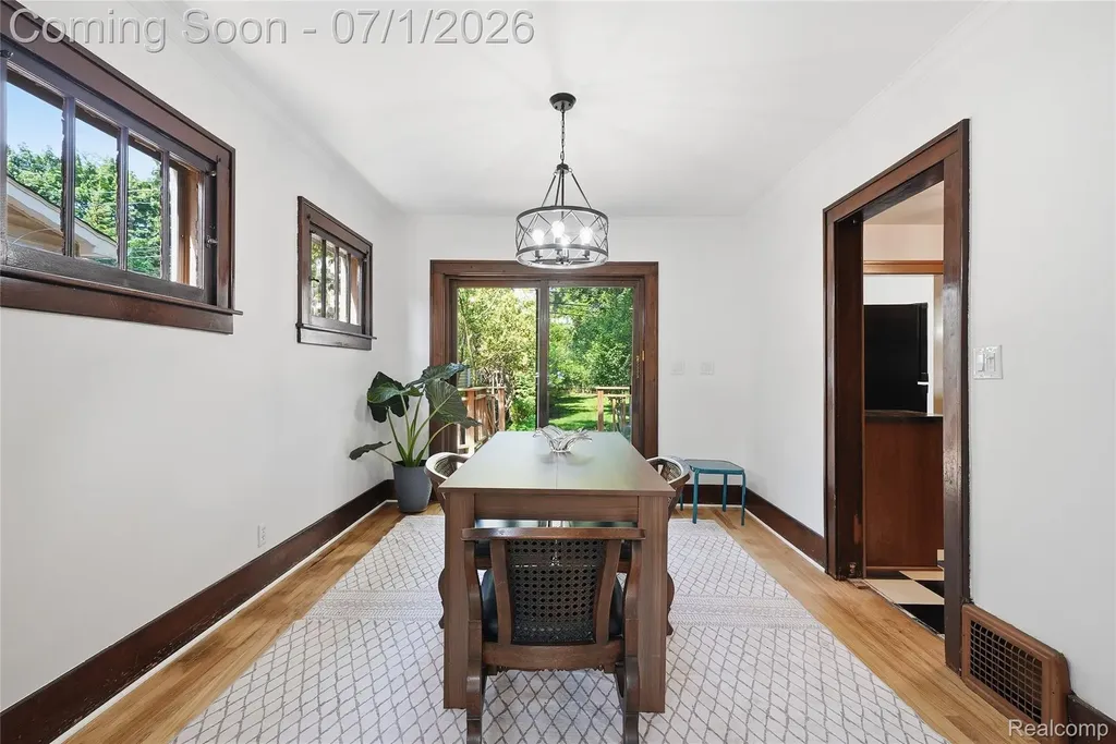 715 Laprairie Street Ferndale City MI 48220