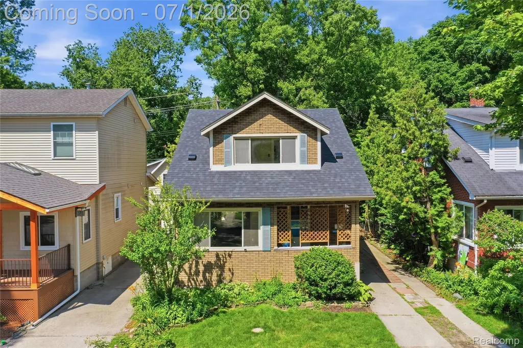 715 Laprairie Street Ferndale City MI 48220