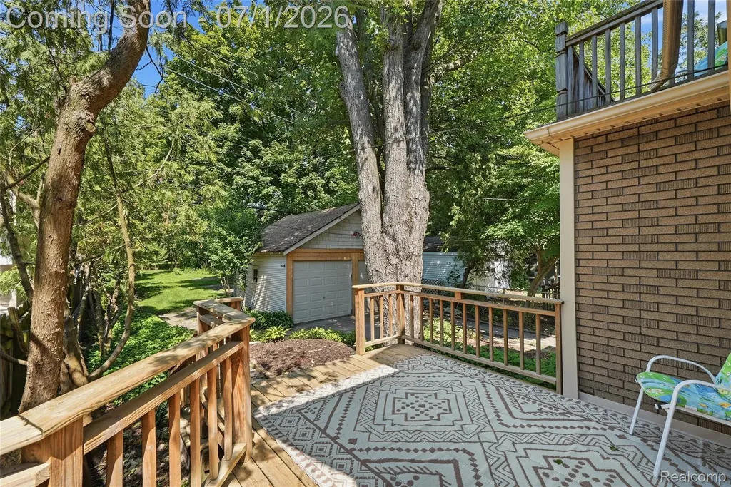 715 Laprairie Street Ferndale City MI 48220