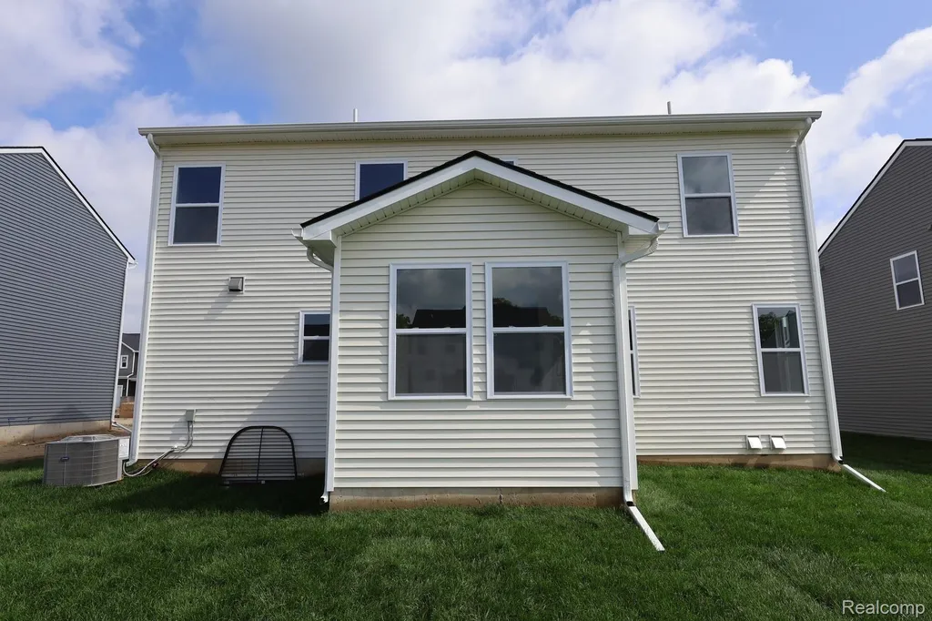 634 Harvest Way Chelsea City MI 48118