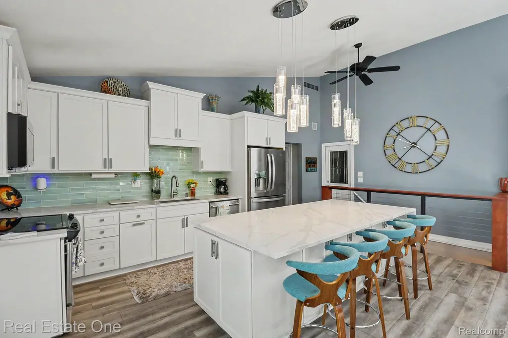 310 Pine Tree Road Orion Charter Township MI 48362