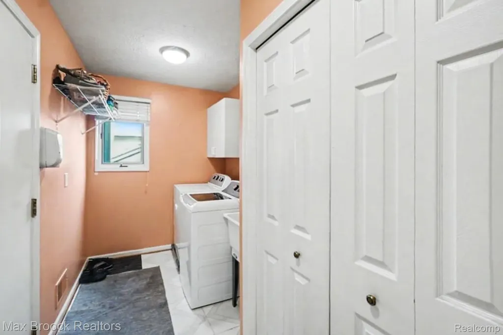 6510 Scenic Pines Court Independence Charter Township MI 48346