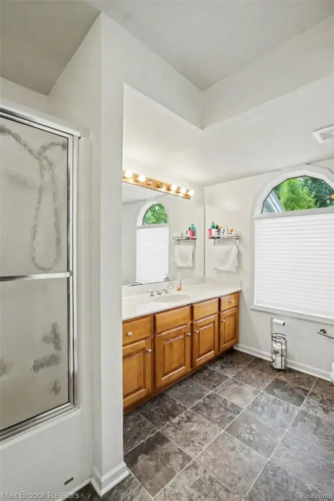 6510 Scenic Pines Court Independence Charter Township MI 48346