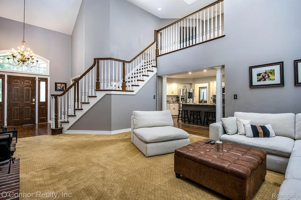 3239 Turnberry Port Huron Charter Township MI 48060