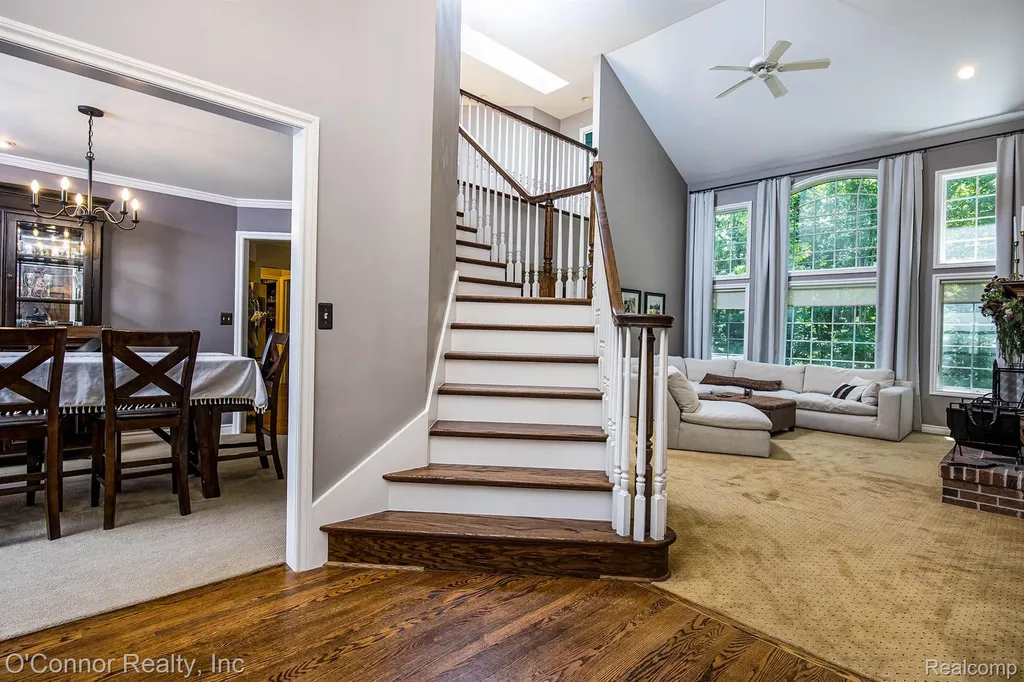 3239 Turnberry Port Huron Charter Township MI 48060