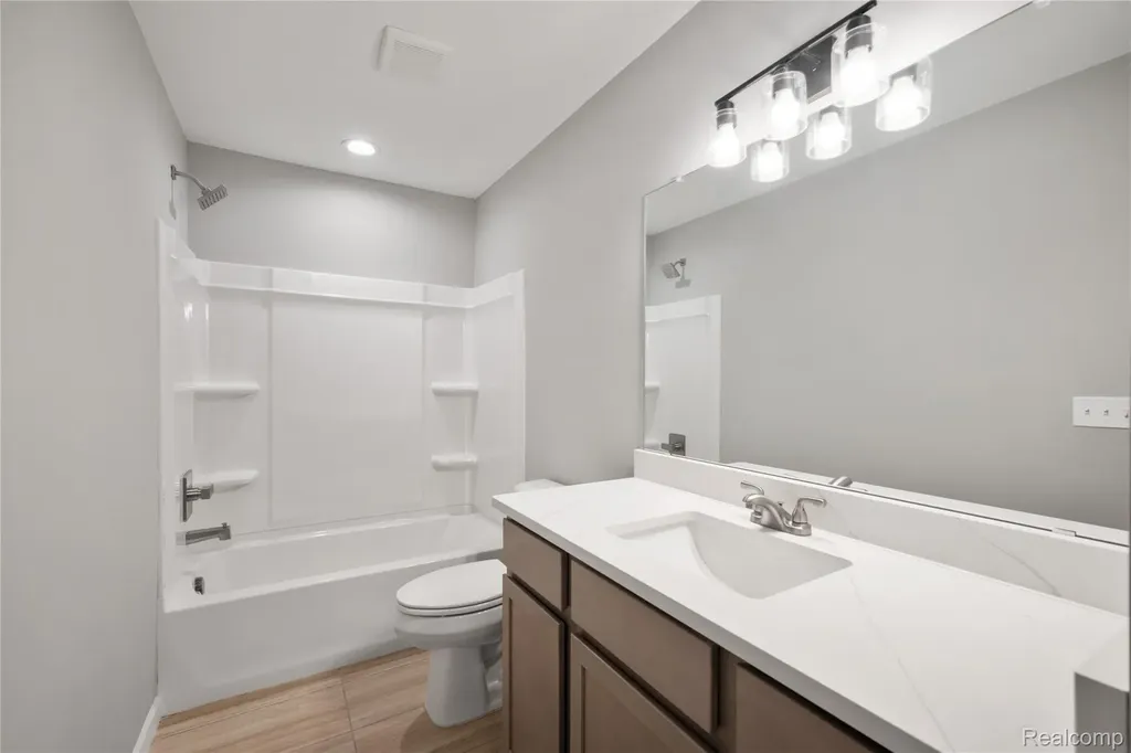 16085 Catalpa Ridge Drive Holly Township MI 48442