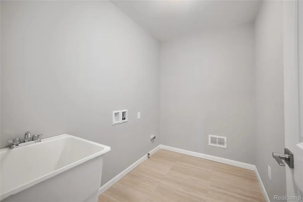 16085 Catalpa Ridge Drive Holly Township MI 48442