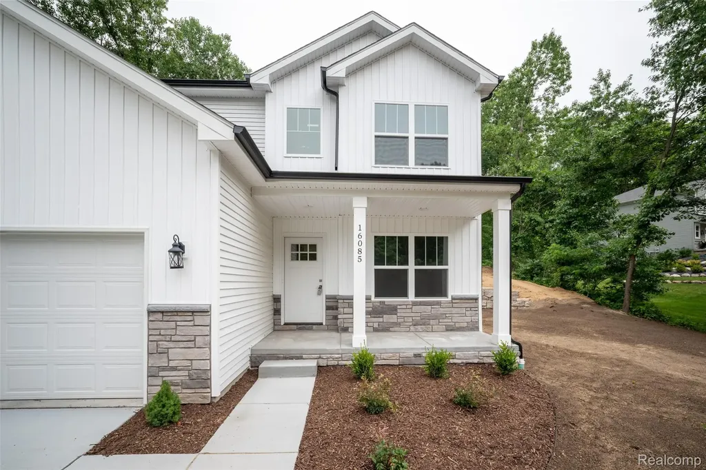 16085 Catalpa Ridge Drive Holly Township MI 48442